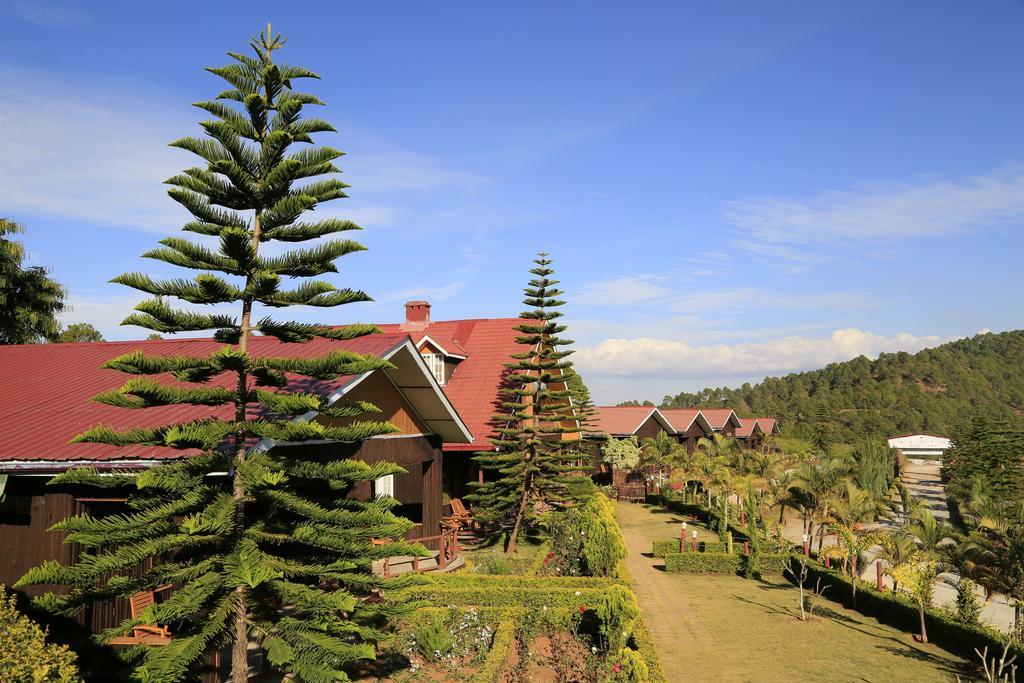 Hill Top Villa Hotel Kalaw Exteriör bild